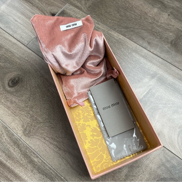 NWOT Miu Miu 54mm Irregular Sunglasses - Picture 8 of 9